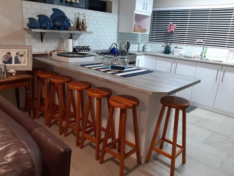 House For Sale in Dana Bay - Photo 10