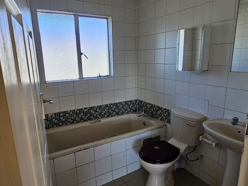 Apartment To Rent in Northgate - Photo 10
