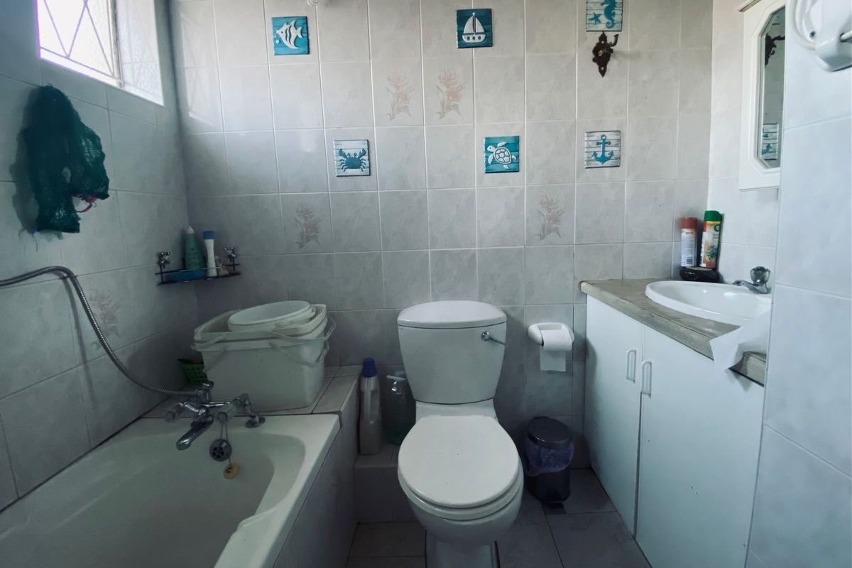House For Sale in Newton Park - Photo 5