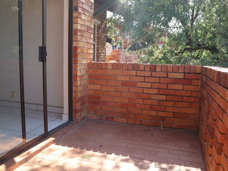 Apartment For Sale in Buccleuch - Photo 2