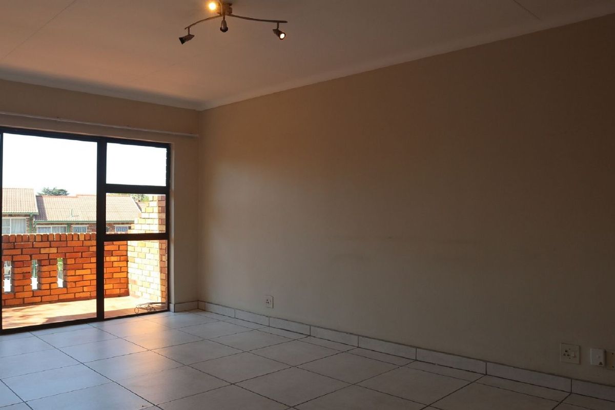 Apartment For Sale in Buccleuch - Photo 3