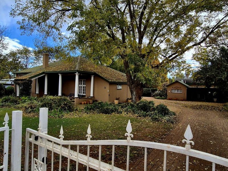 House For Sale in Lydenburg Central - Photo 2