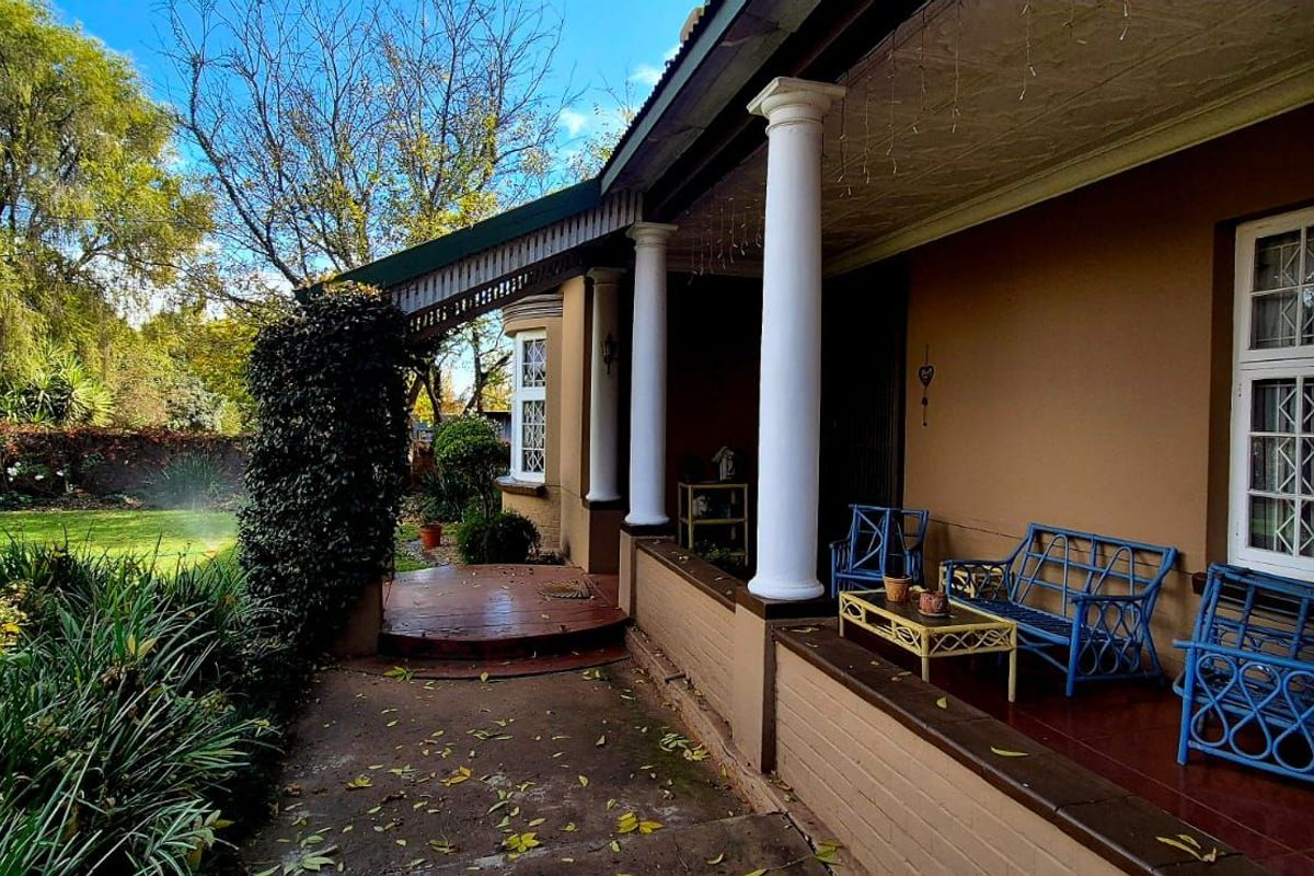 House For Sale in Lydenburg Central - Photo 3