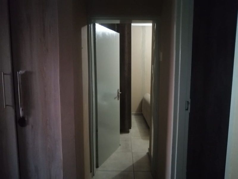 Townhouse For Sale in Bendor - Photo 7