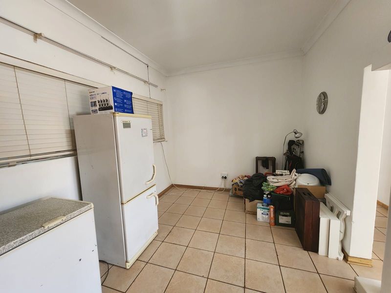 House For Sale in Hadison Park - Photo 4