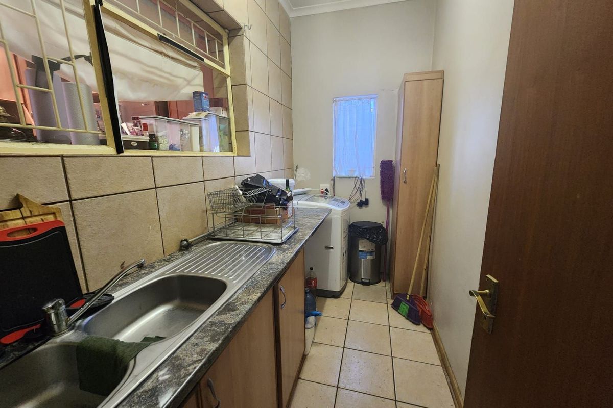 House For Sale in Hadison Park - Photo 5