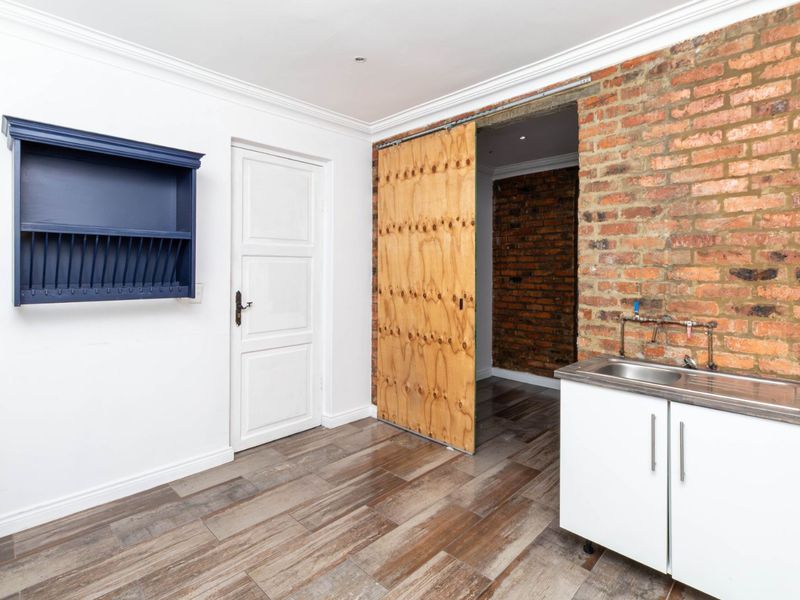 Townhouse To Rent in North Riding - Photo 4
