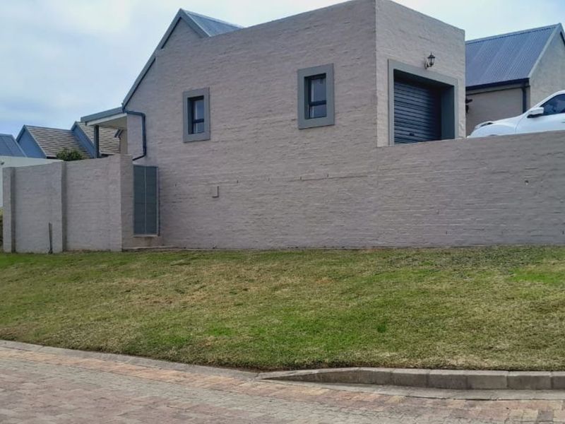 House For Sale in Blue Mountain Village - Photo 5