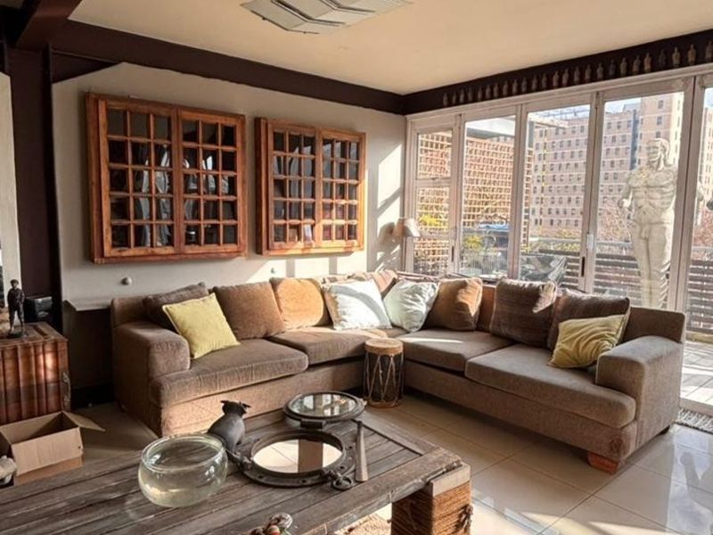 Apartment To Rent in Braamfontein - Photo 1
