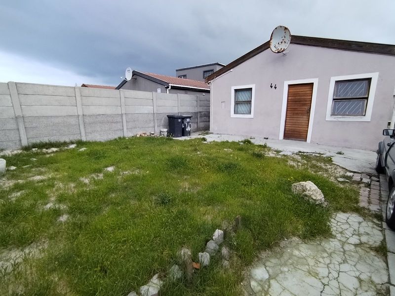 House For Sale in Highlands Estate - Photo 1