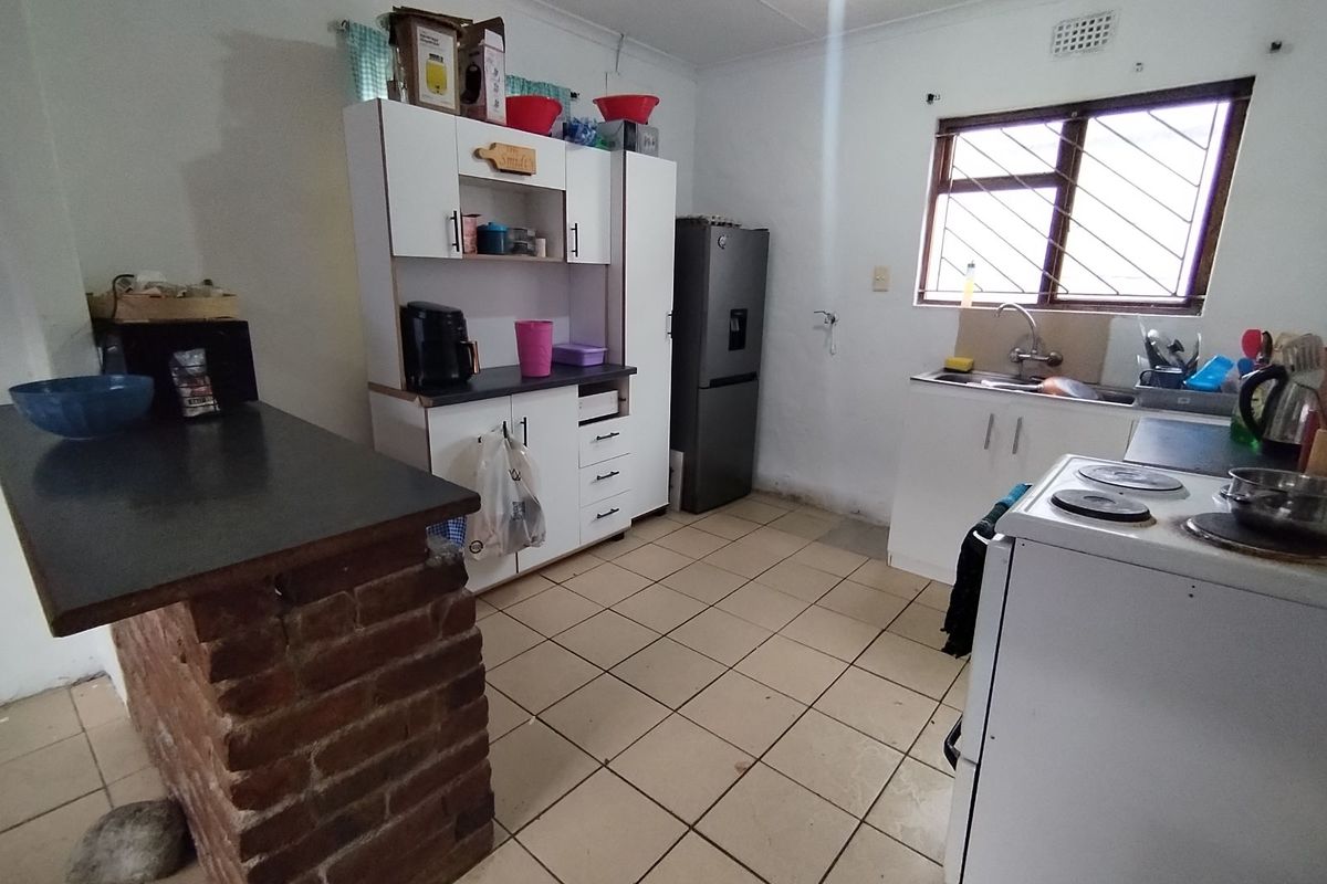 House For Sale in Highlands Estate - Photo 4