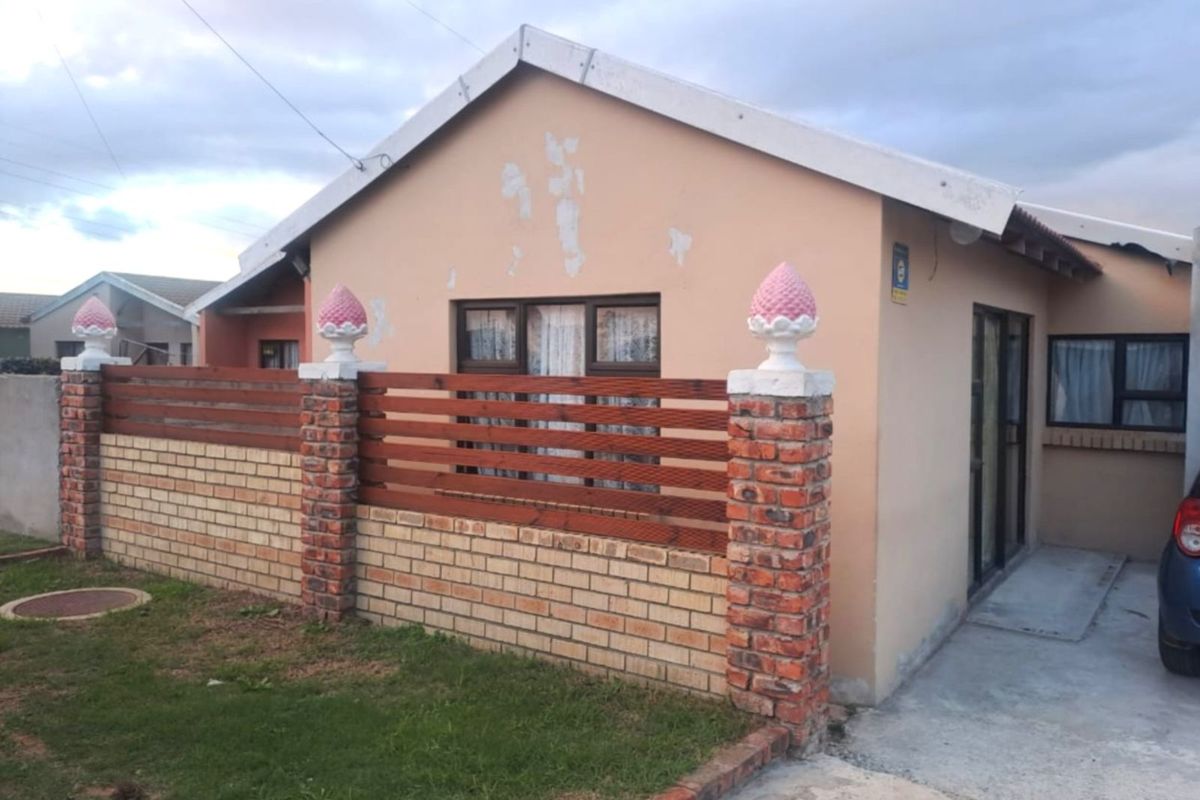 House For Sale in Bethelsdorp - Photo 2