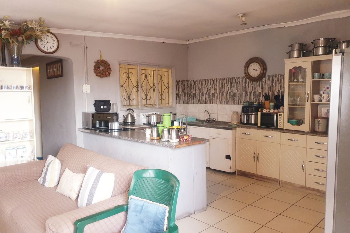 House For Sale in Diepwater - Photo 3