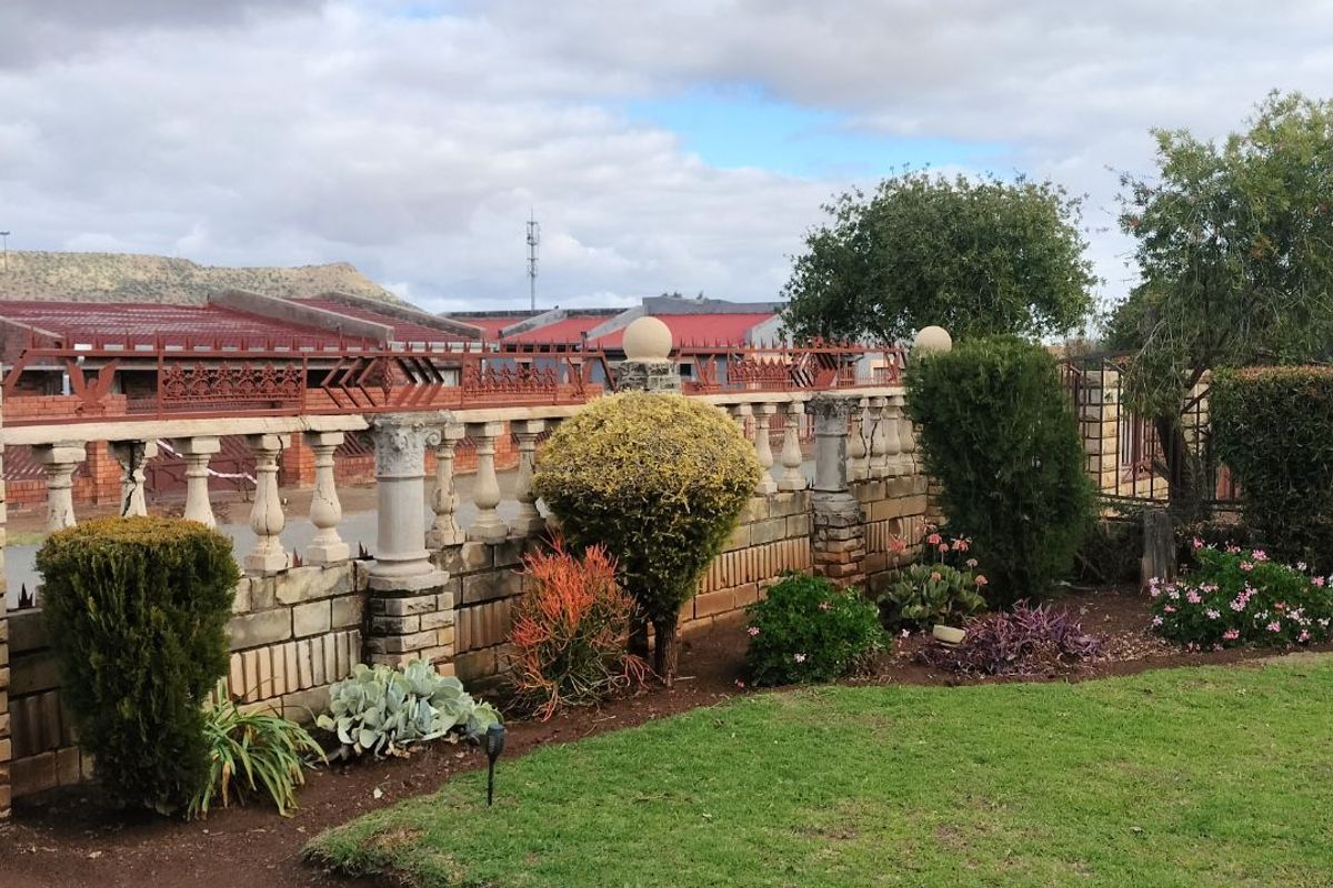 House For Sale in Botshabelo - Photo 5