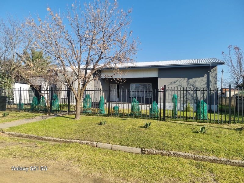 House For Sale in Winburg Central - Photo 1