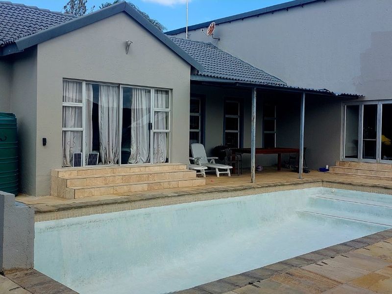 House For Sale in Bendor - Photo 4