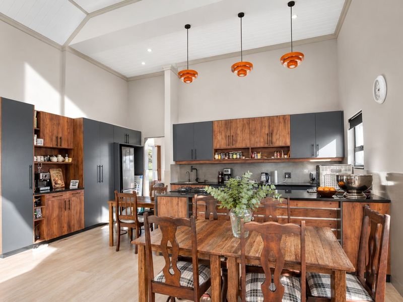 House For Sale in Outeniquasbosch - Photo 3