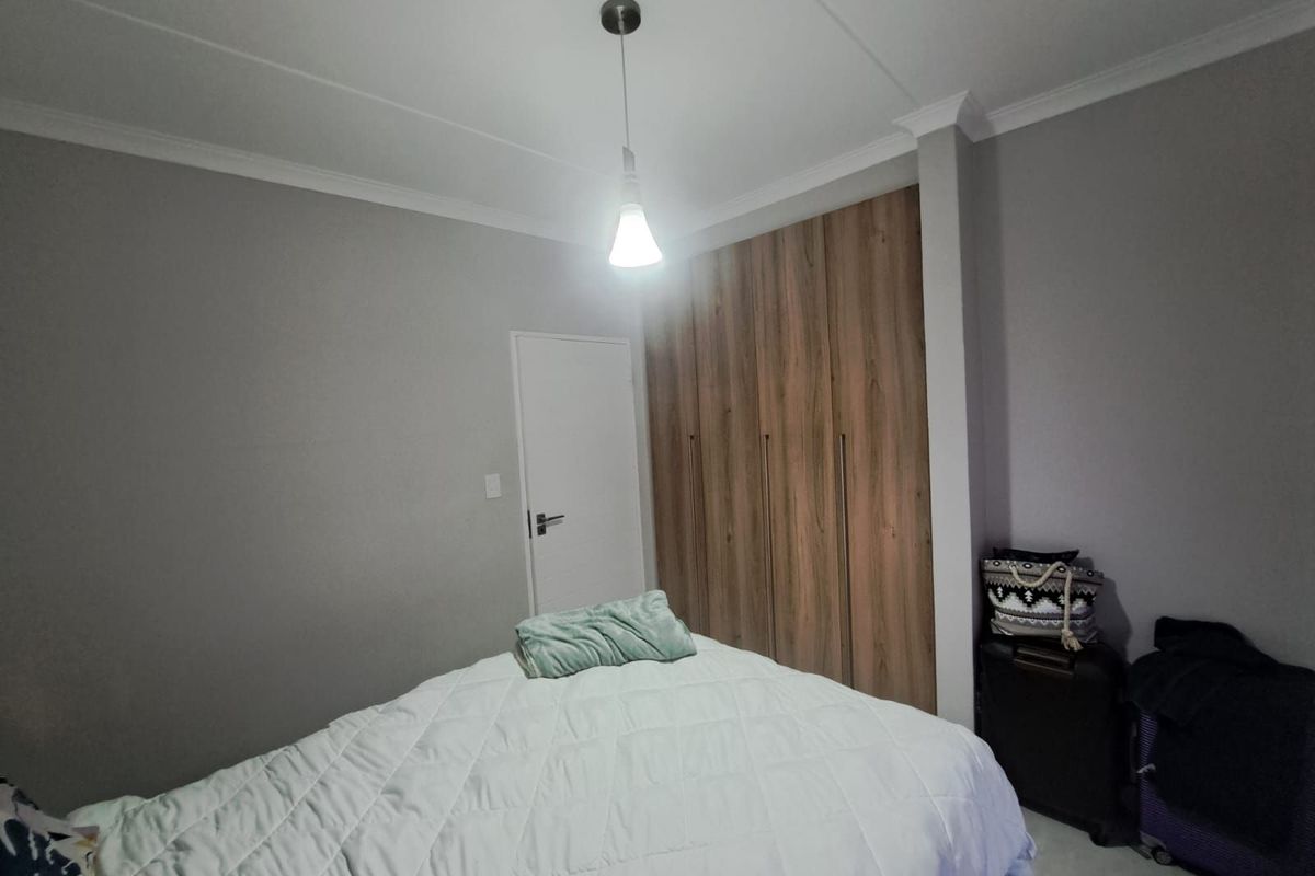 Apartment For Sale in Silver Lakes - Photo 3