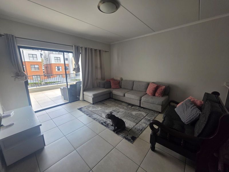 Apartment For Sale in Olivedale - Photo 1