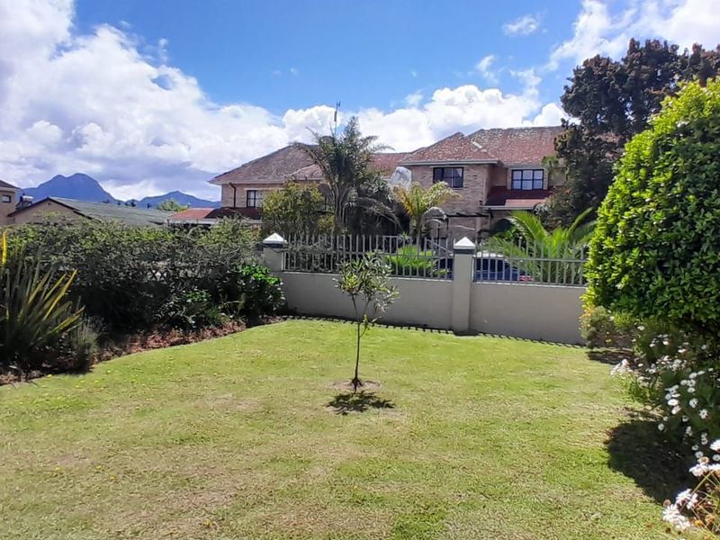 House For Sale in Levallia - Photo 1