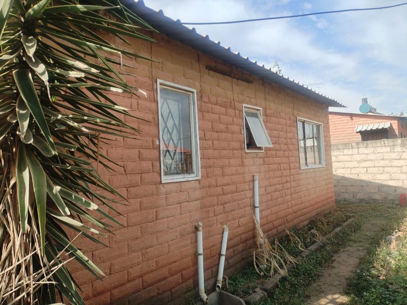 House For Sale in Mamelodi East - Photo 3