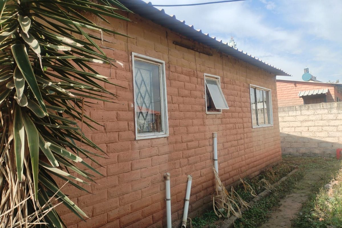 House For Sale in Mamelodi East - Photo 3