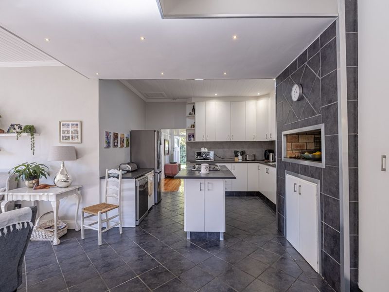 House For Sale in Glenhurd - Photo 3