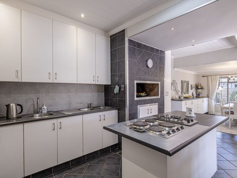 House For Sale in Glenhurd - Photo 10