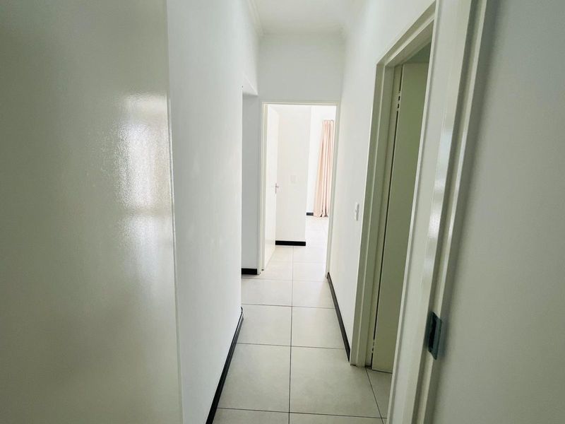 Apartment For Sale in Fourways - Photo 9