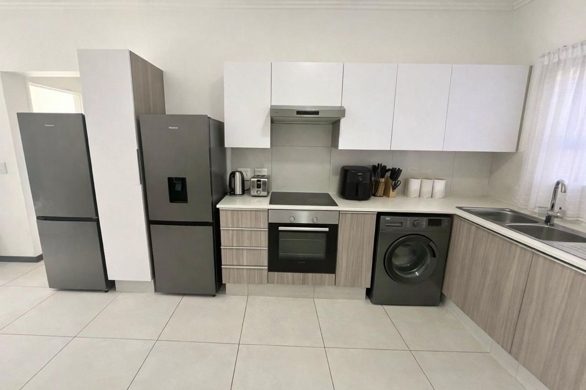 Apartment For Sale in Fourways - Photo 2