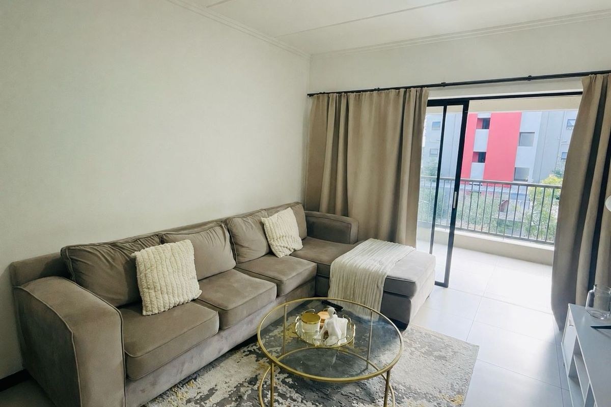 Apartment For Sale in Fourways - Photo 3