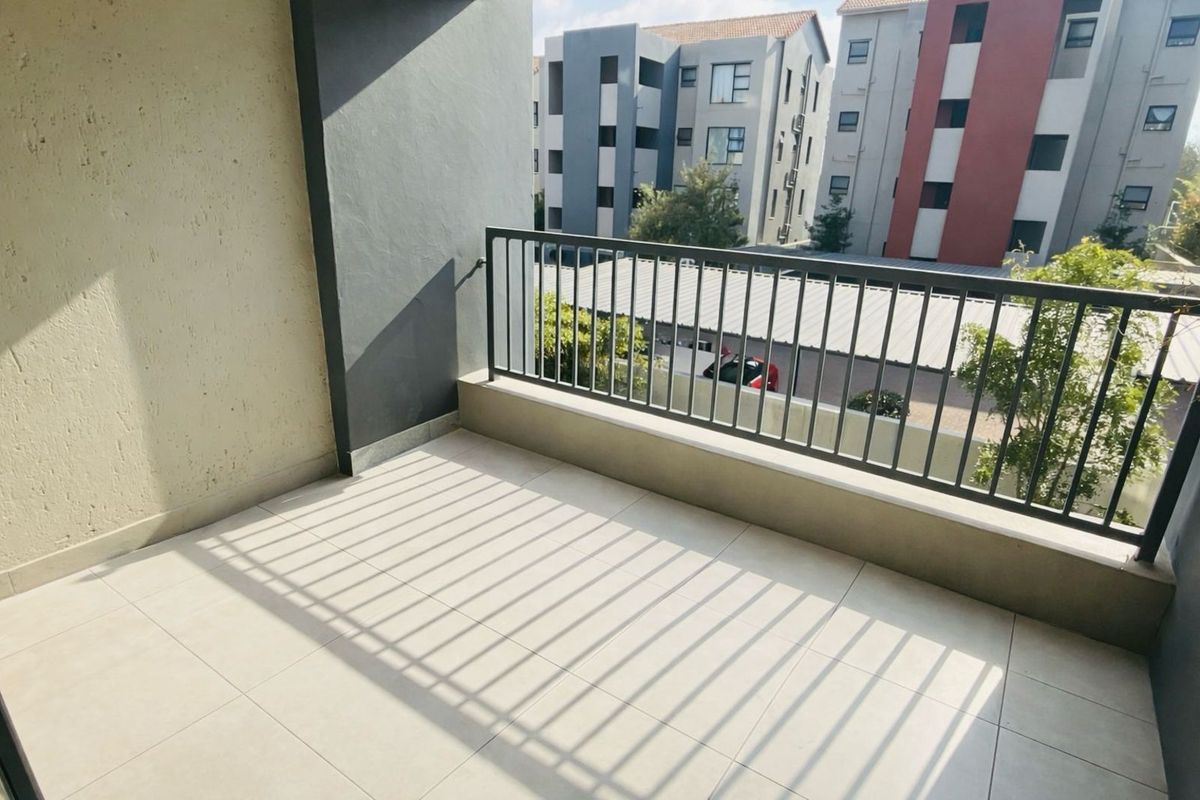 Apartment For Sale in Fourways - Photo 5