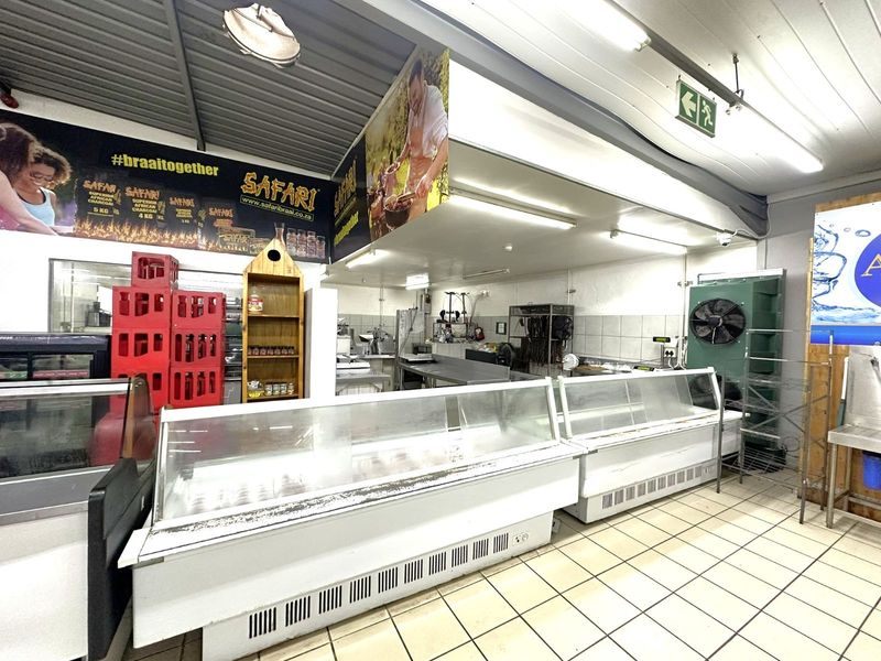 Retail For Sale in Blanco - Photo 8
