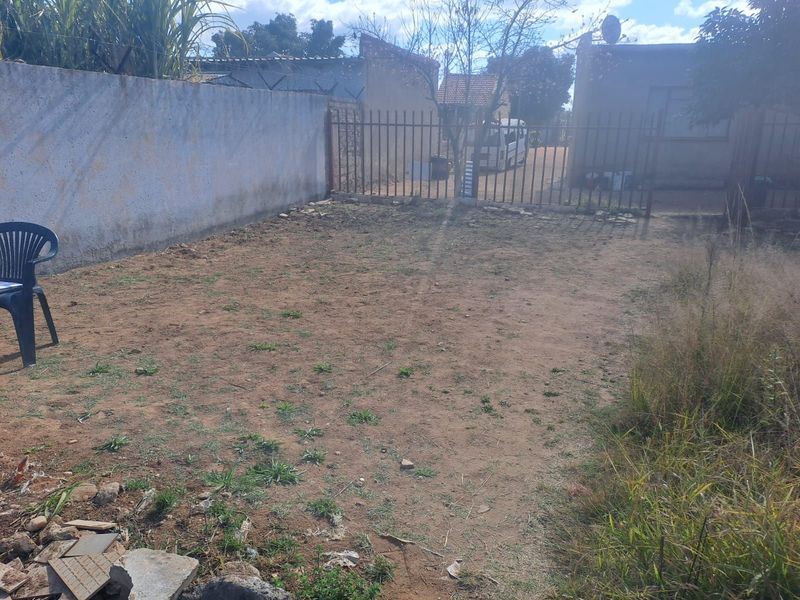 House For Sale in Mankweng - Photo 4