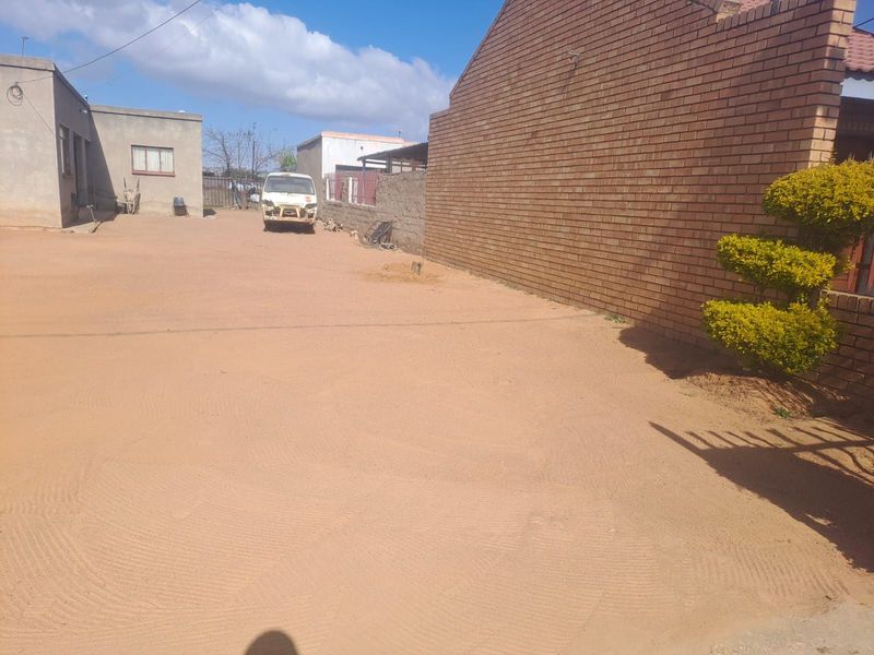 House For Sale in Mankweng - Photo 10