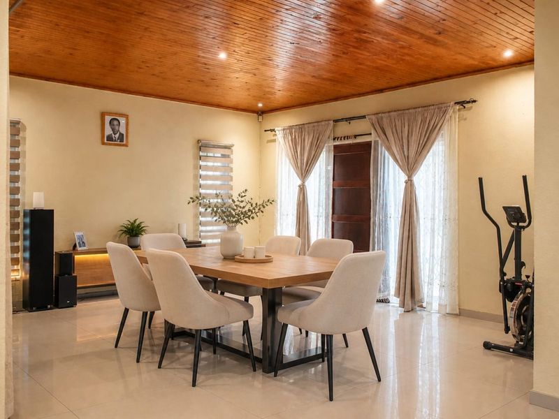 House For Sale in Wilro Park - Photo 8