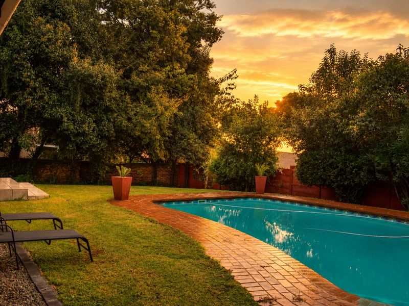 House For Sale in Wilro Park - Photo 2