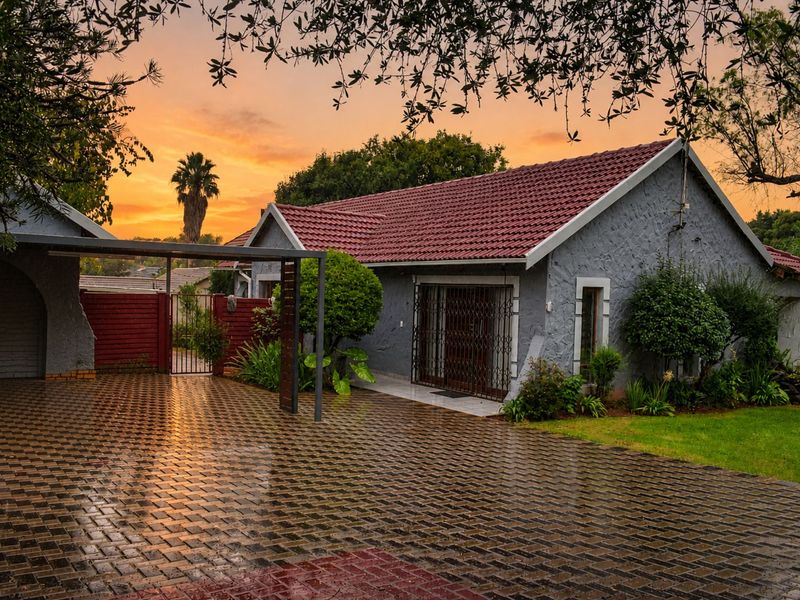 House For Sale in Wilro Park - Photo 4