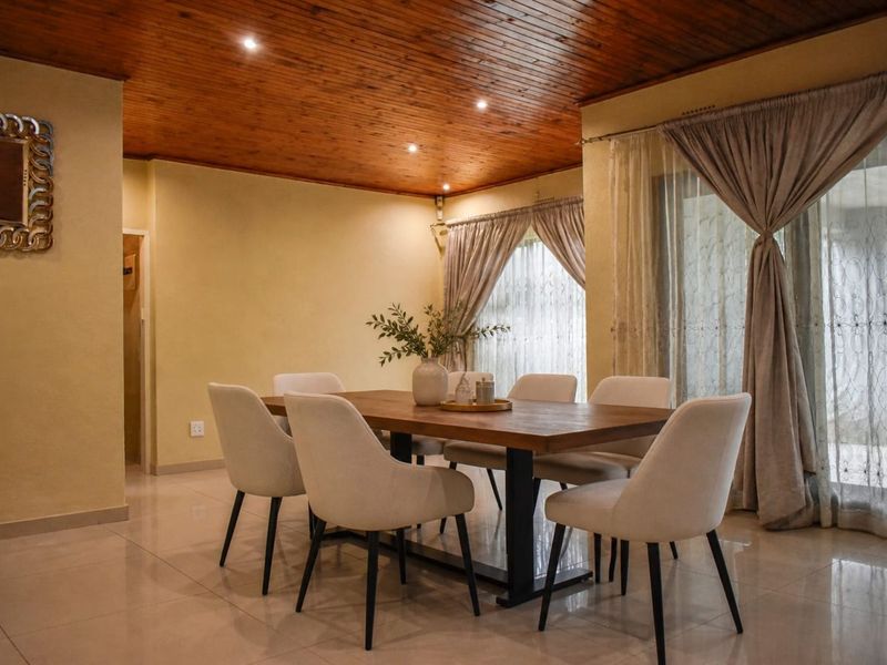 House For Sale in Wilro Park - Photo 7