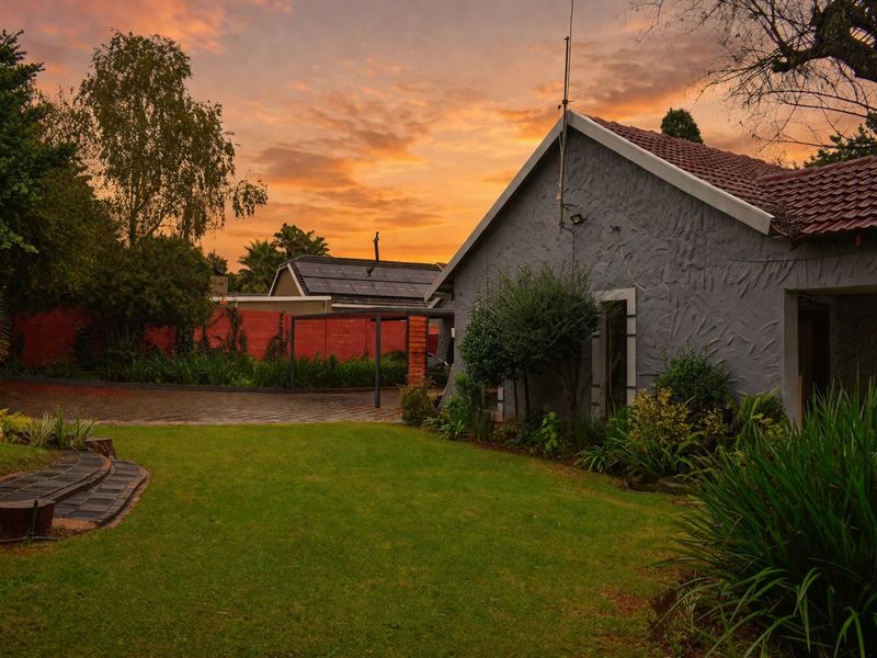 House For Sale in Wilro Park - Photo 6