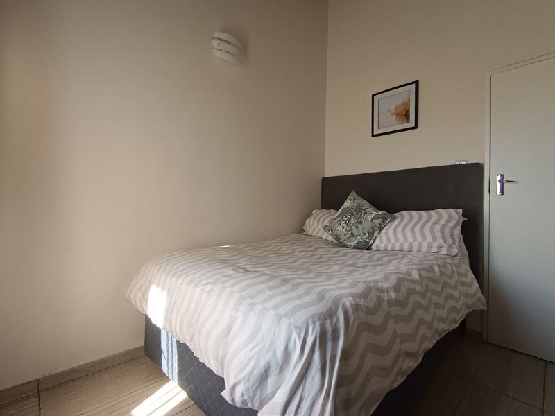 Apartment For Sale in Northgate - Photo 7