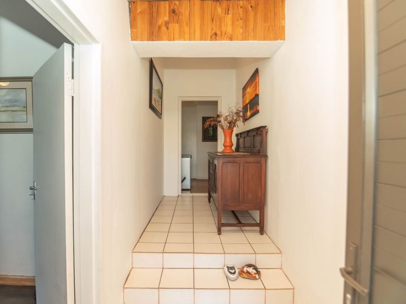 House For Sale in Glenhurd - Photo 3