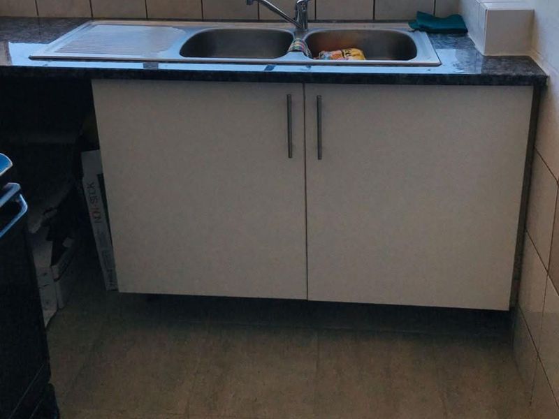 Apartment For Sale in Sunnyside - Photo 3