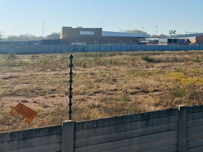 Industrial For Sale in Ladine - Photo 2