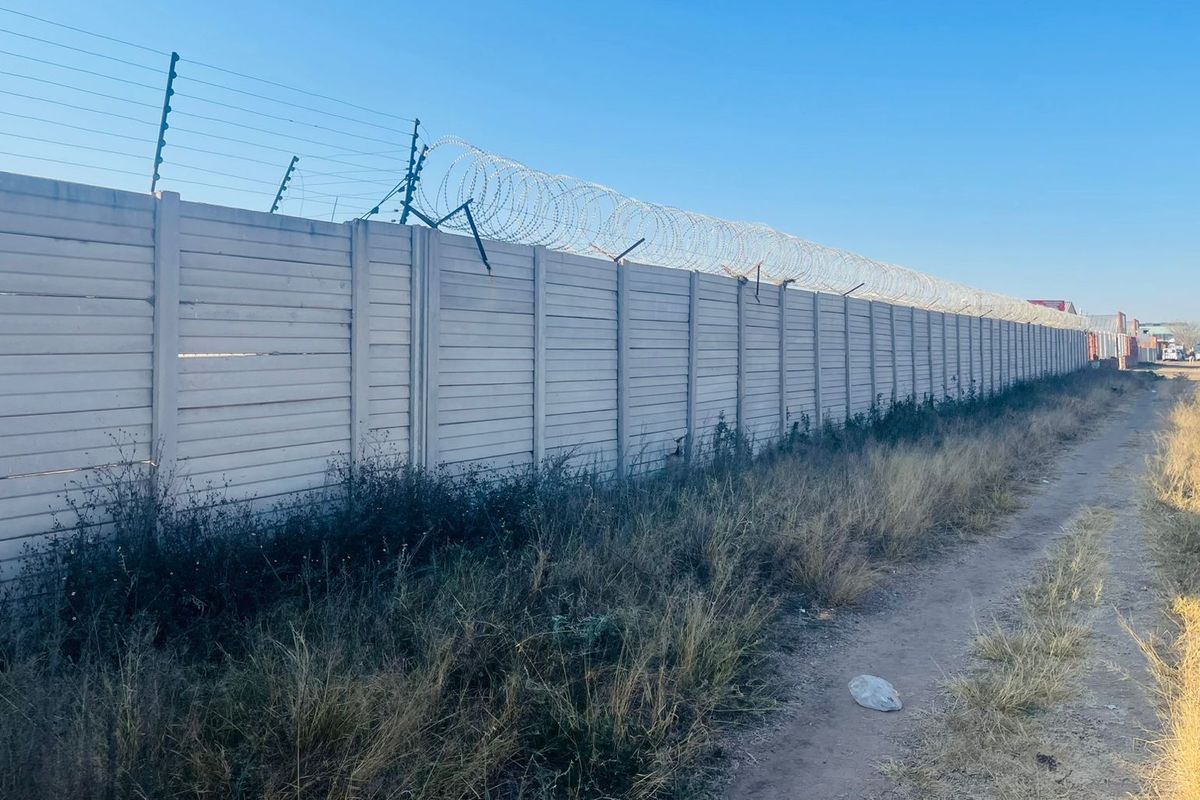 Industrial For Sale in Ladine - Photo 3