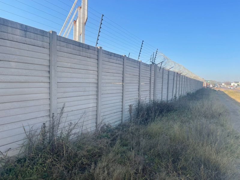 Industrial For Sale in Ladine - Photo 8