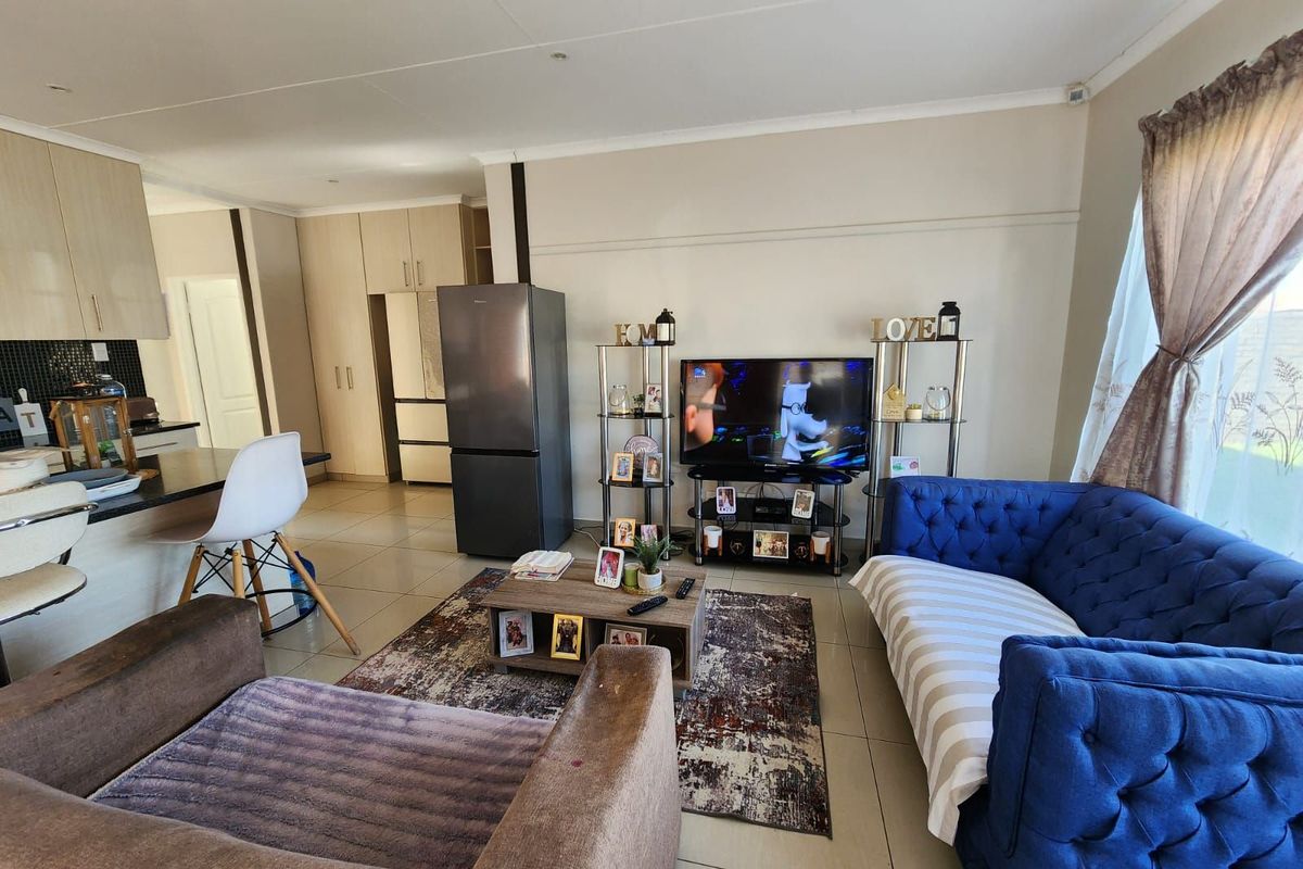 House For Sale in Kimdustria - Photo 2