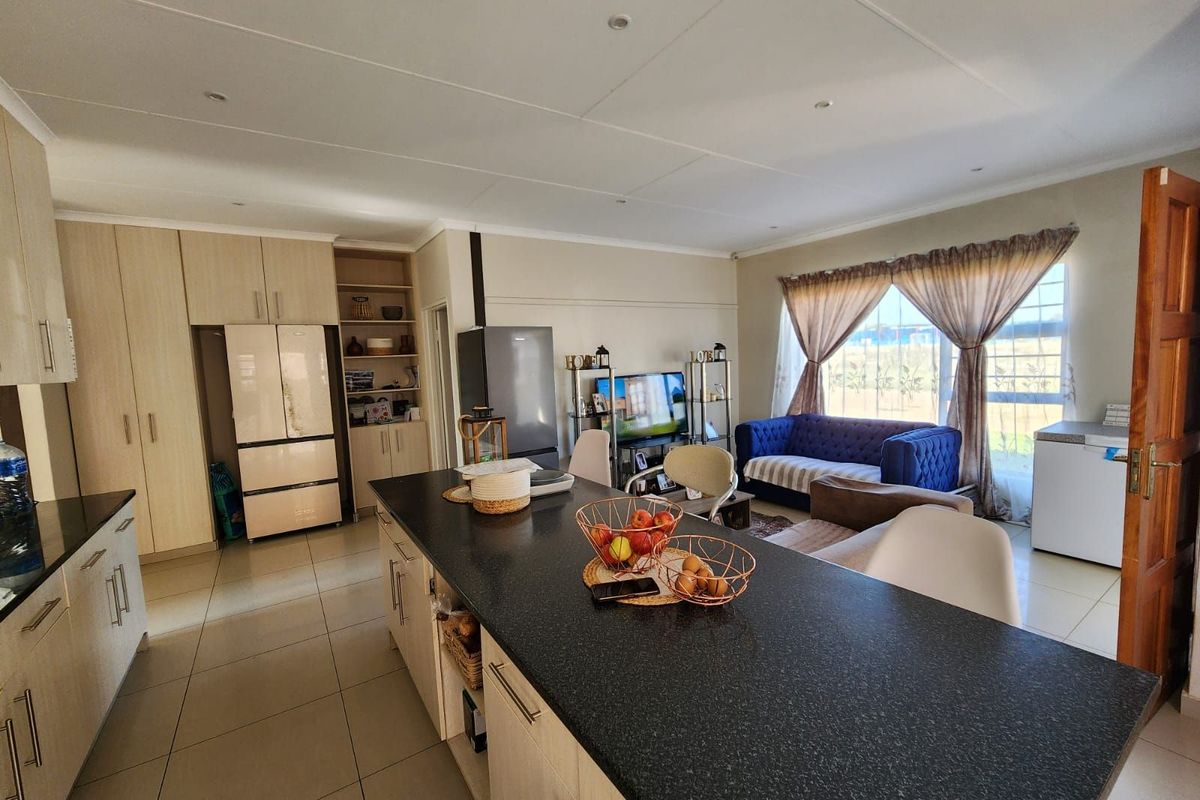 House For Sale in Kimdustria - Photo 5