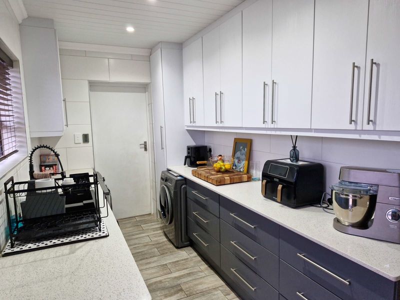 House For Sale in Tergniet - Photo 5