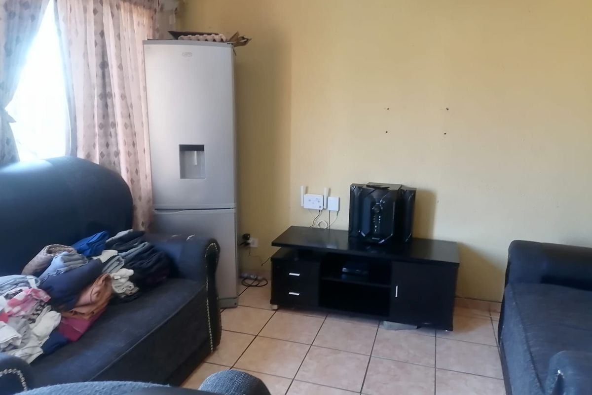 House For Sale in Embalenhle - Photo 4